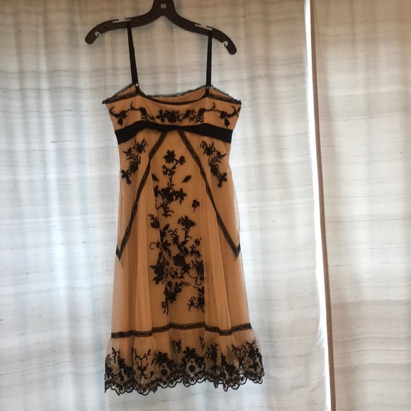 BCBG dress size medium - Picture 3 of 5